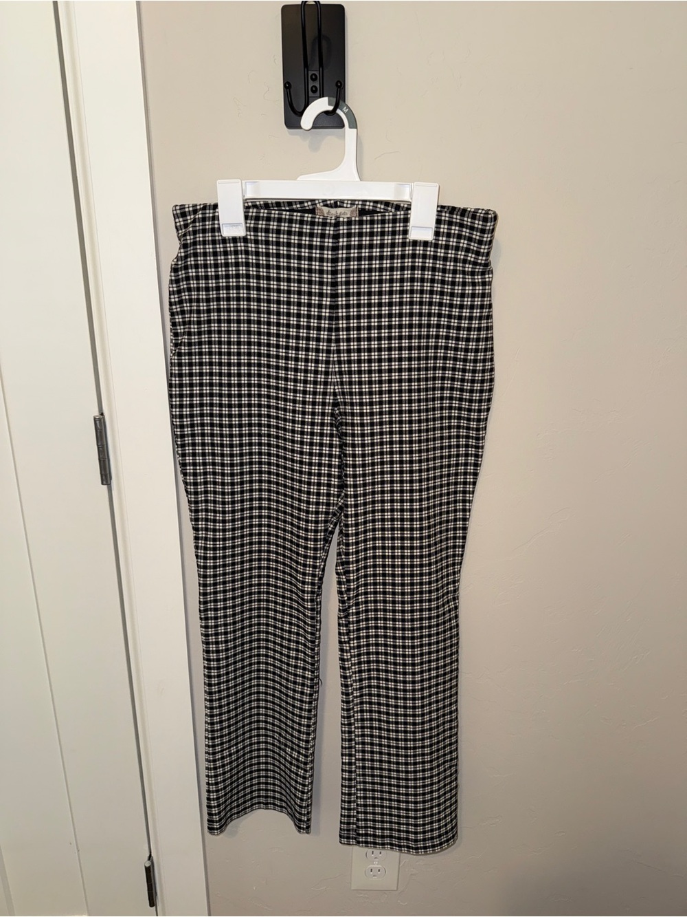 Altar'd State Black & White Plaid Ankle Pants